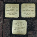 8-8-2017 Stolpersteine gelegd voor familie van Dam Bosweg 8