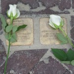 onthulling Stolpersteine voor Benjamin en Ilse