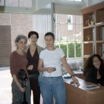 Hertha's dochters en kleindochter in het Schooltje